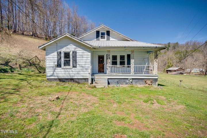 1st photo of 501 Polly Erwin Road