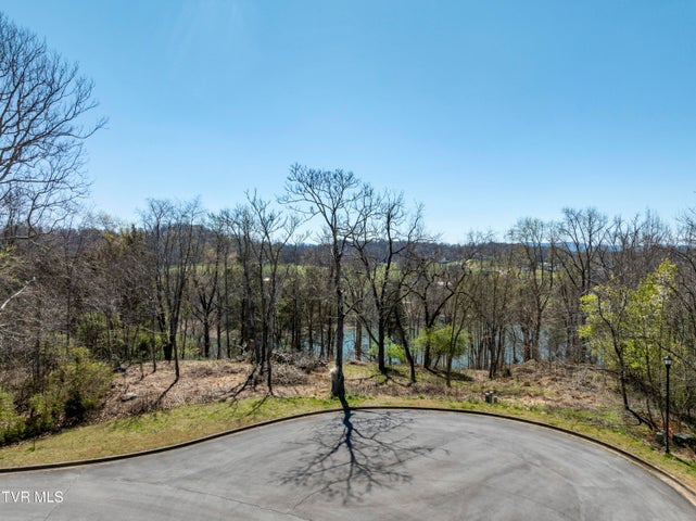 1st photo of 1076 Biltmore Place
