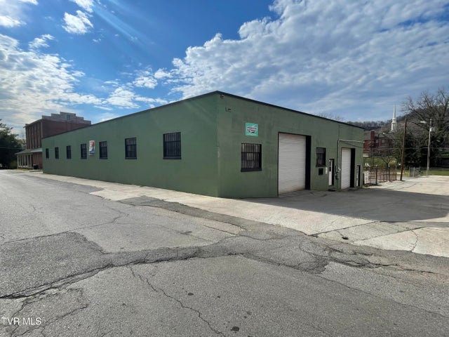 1st photo of 109 Mckinney Avenue