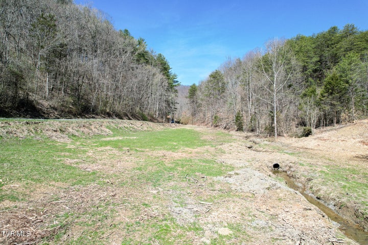 1st photo of 35 Ac Payne Hollow Rd 