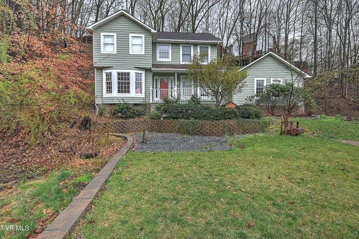 1st photo of 708 Woodgreen Lane
