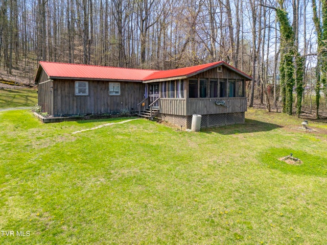 1st photo of 23324 Denton Valley Road