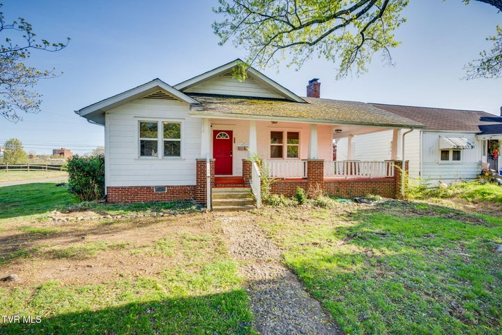 1st photo of 533 Jackson Street