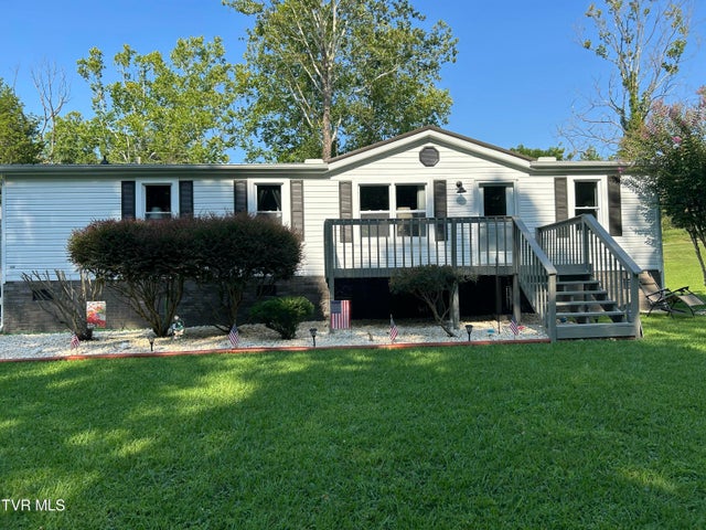 1st photo of 416 Sycamore Drive