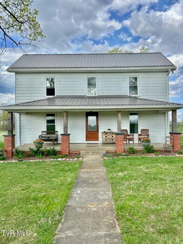 1st photo of 725 Reece Road