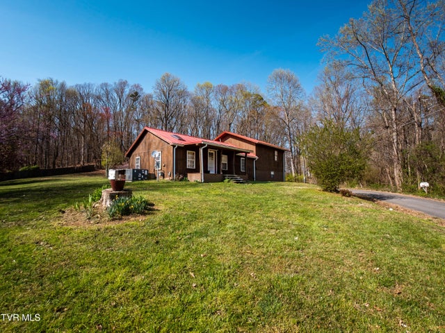 1st photo of 193 Henard Road