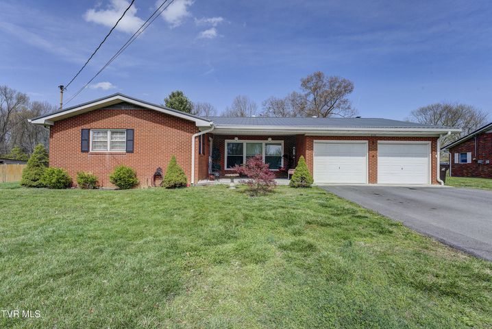 1st photo of 216 Nelson Avenue