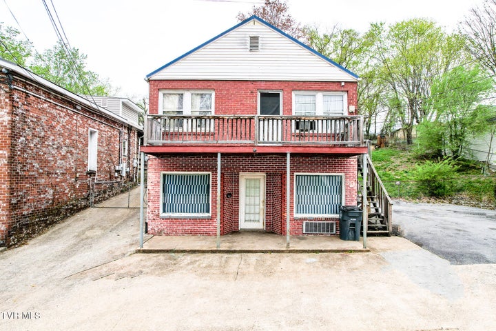 1st photo of 1416 Lynn Garden Drive