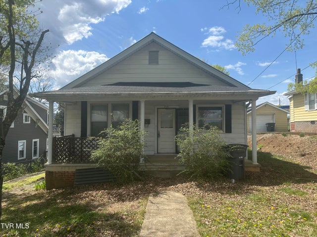 1st photo of 714 Fairview Avenue