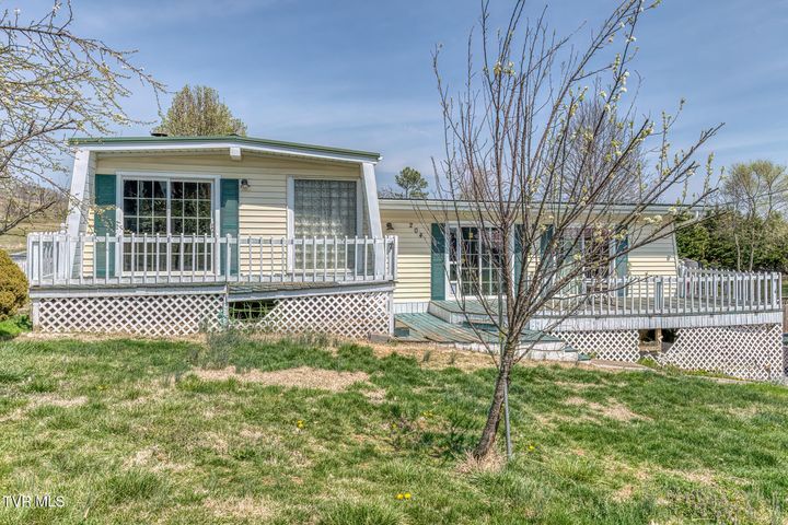 1st photo of 204 Rainbow Drive