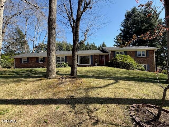 1st photo of 19494 Oakwood Drive