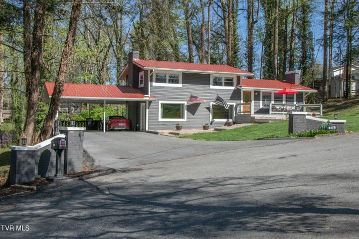 1st photo of 416 Mockingbird Road