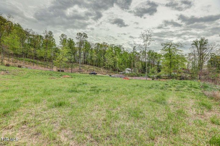1st photo of 5116 Summit View Court
