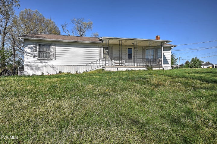 1st photo of 2000 Mckinney Drive
