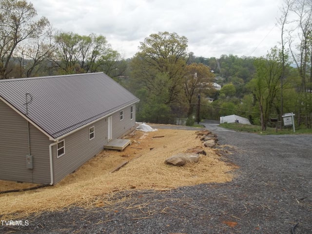 1st photo of 000 Aesque Street E