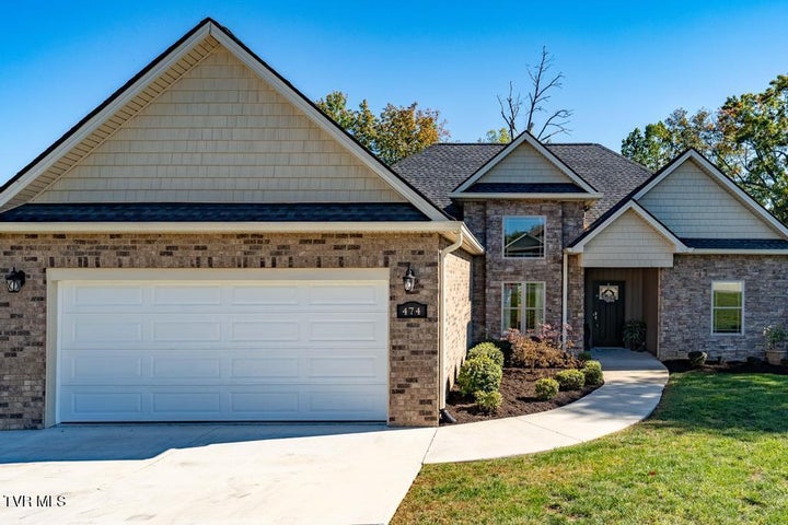 1st photo of 474 Grovemont Place
