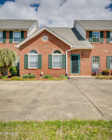 1st photo of 143 Eagle View Private Drive