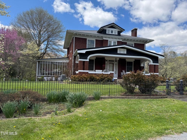 1st photo of 2117 Alto Street