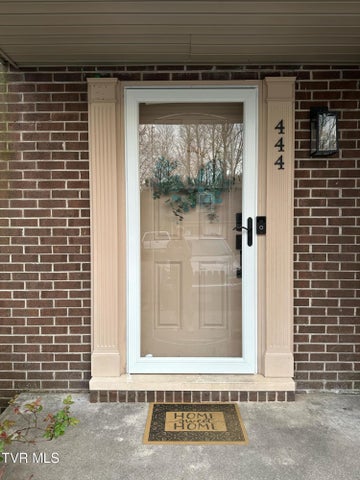 1st photo of 444 Woodland Court