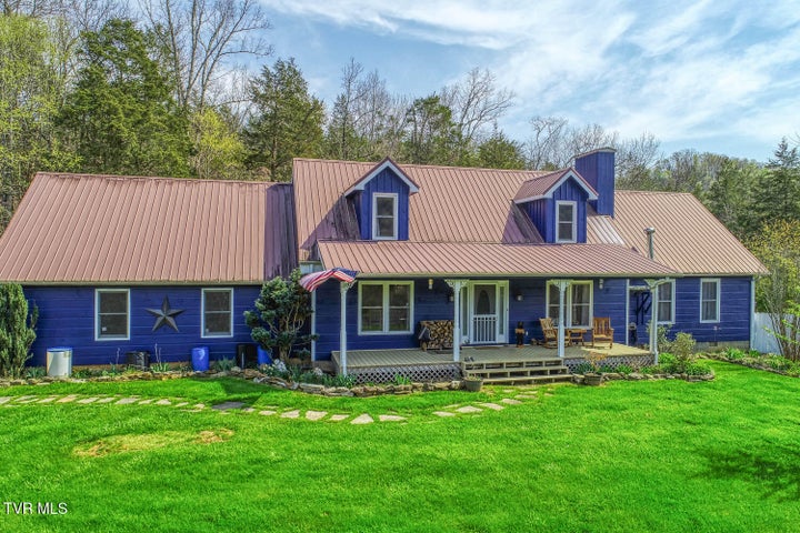 1st photo of 951 Sweet Creek Road