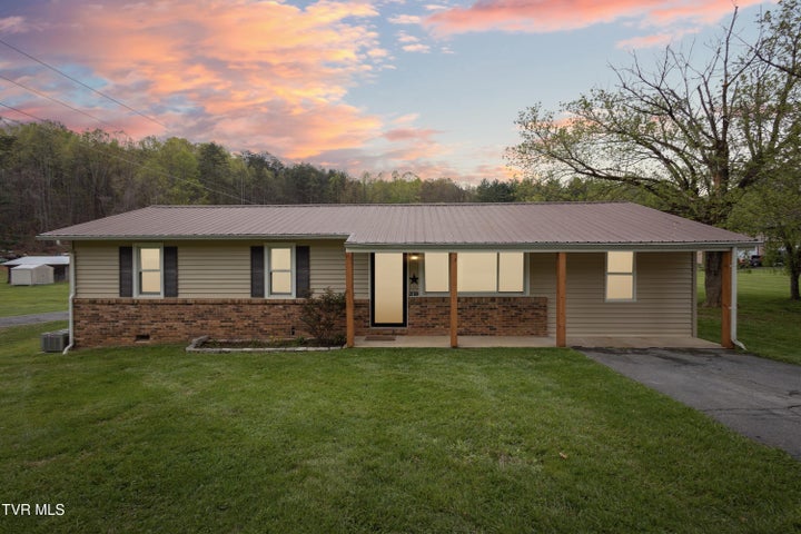 1st photo of 583 Fleming Road