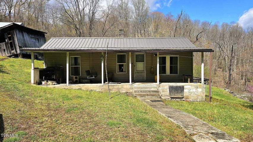 1st photo of 4183 Stone Mountain Road