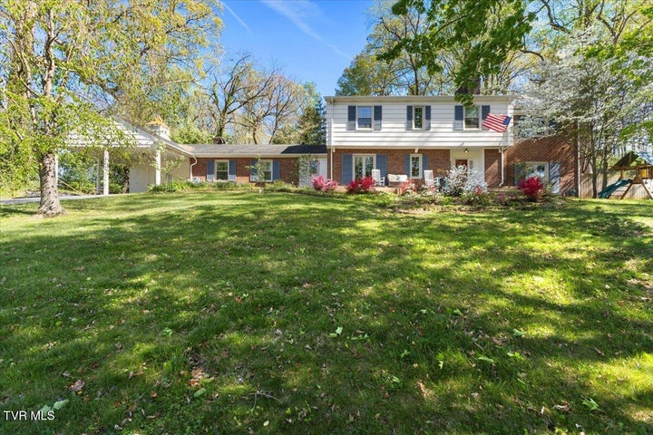 1st photo of 302 Hillside Road Road