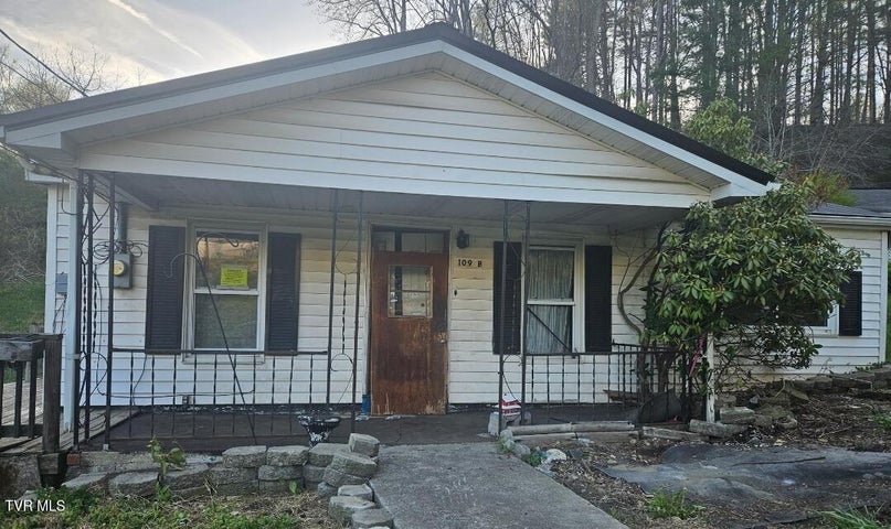 1st photo of 109 Chestnut Avenue