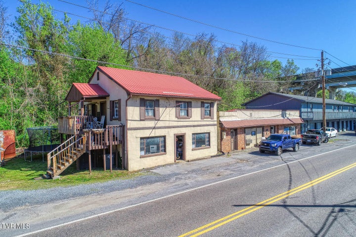 1st photo of 1824&1828 Netherland Inn Road
