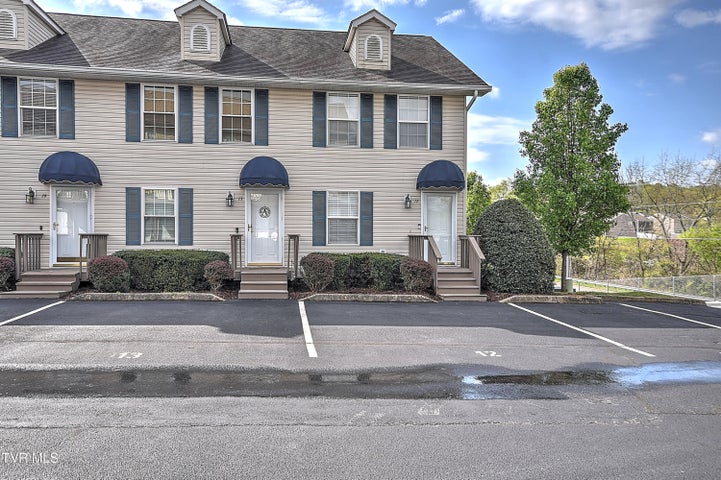 1st photo of 12 Pepper Ridge Court