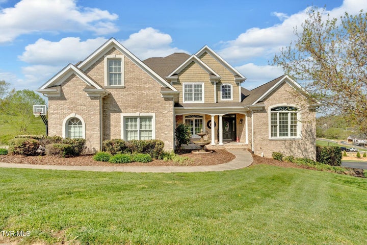 1st photo of 108 Ridgetop Drive Drive