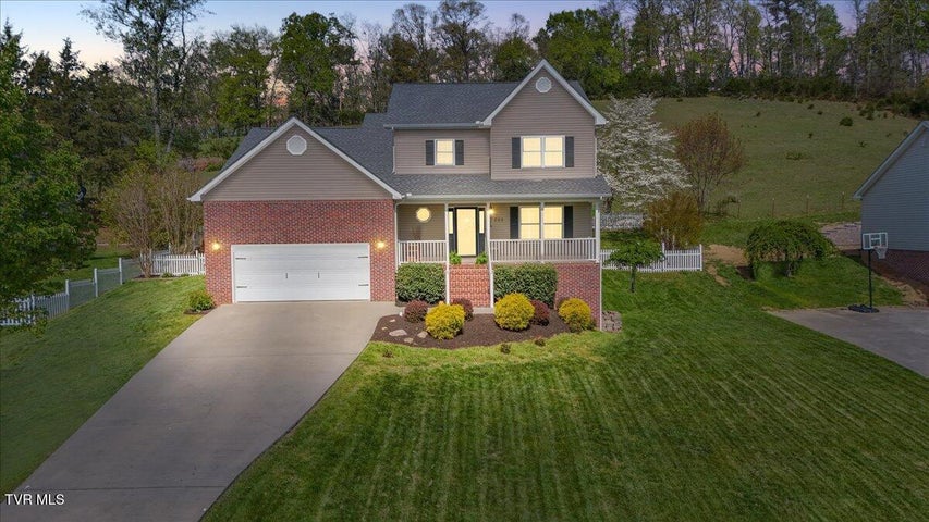 1st photo of 201 Olde Farm Drive