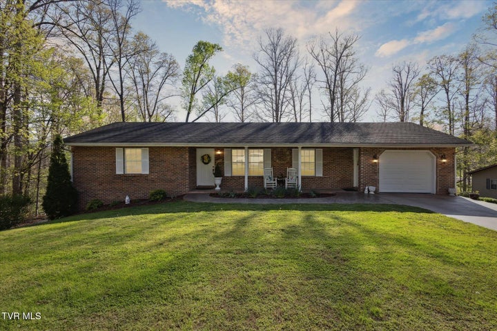 1st photo of 80 Noellwood Drive