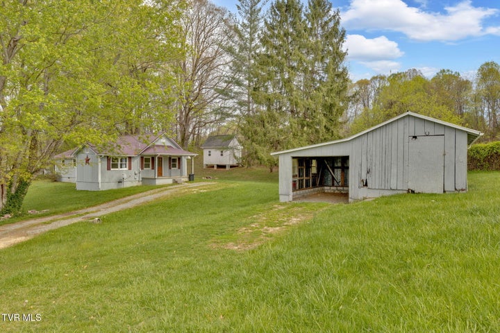 1st photo of 110 Gouge Lane