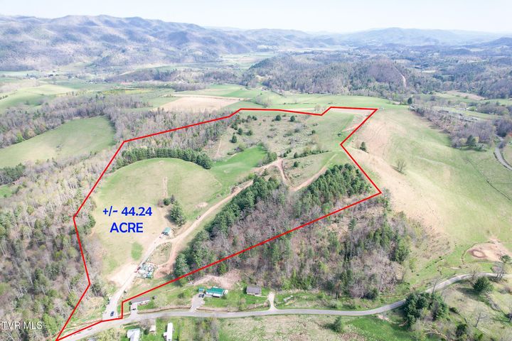 1st photo of 887 Mill Creek Road