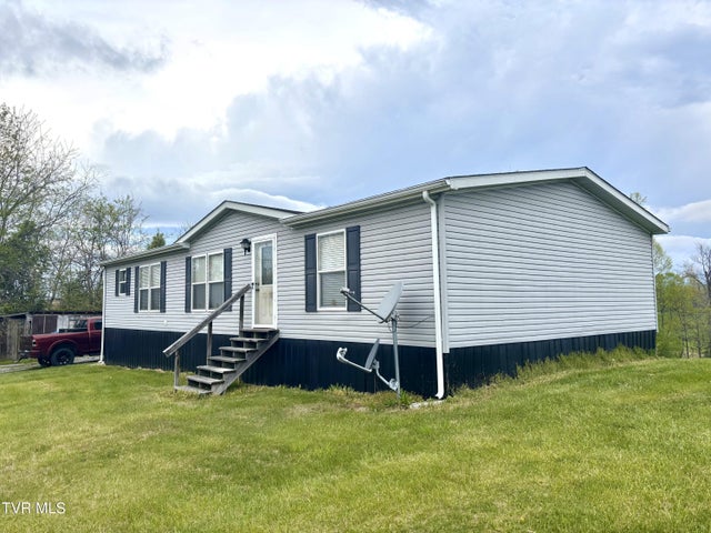 1st photo of 37839 Wilderness Road