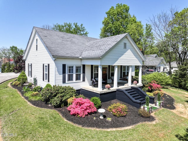 1st photo of 1409 Tusculum Boulevard