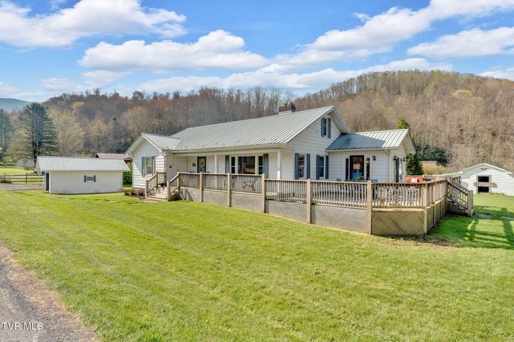 1st photo of 20414 Azen Road