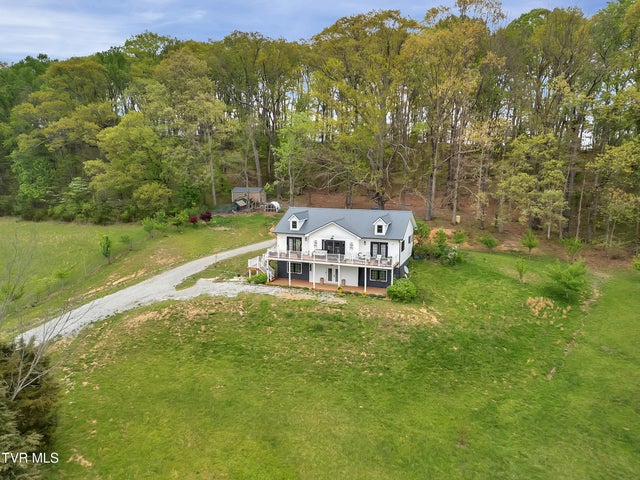 1st photo of 2040 Happy Valley Road