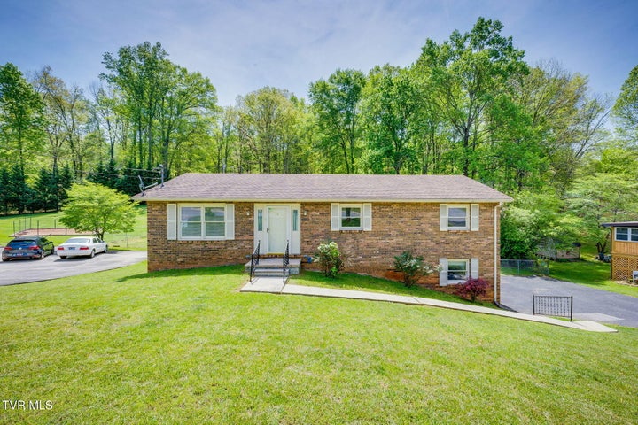 1st photo of 146 Old Mill Road