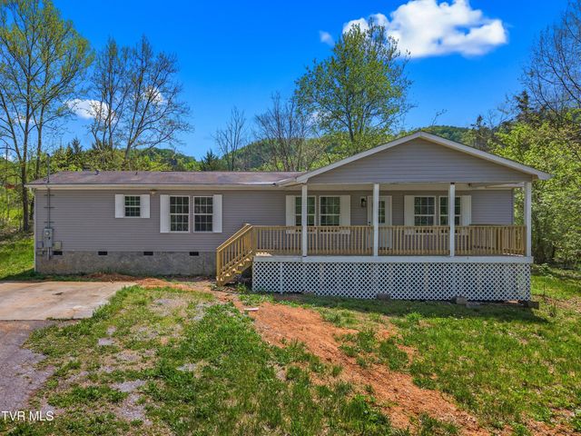 1st photo of 381 Hickory Valley Road