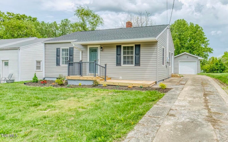 1st photo of 712 Barton Street