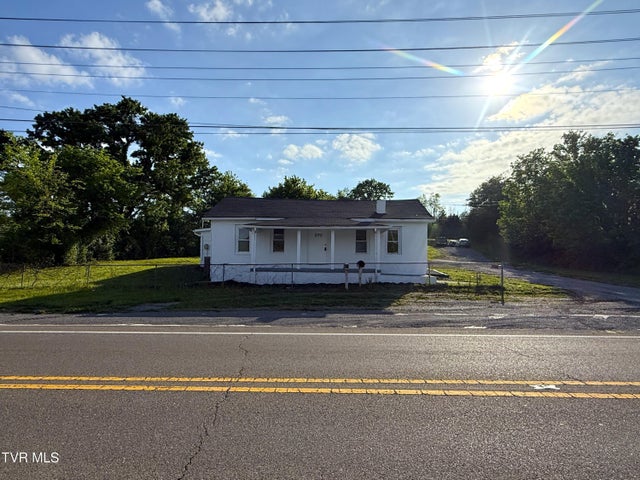 1st photo of 270 Highway 25