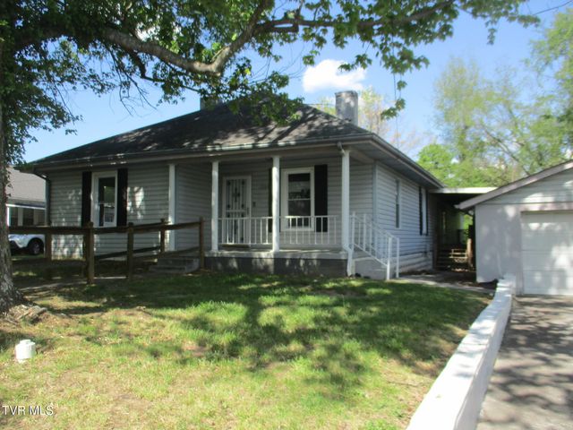 1st photo of 1209 Golf Street