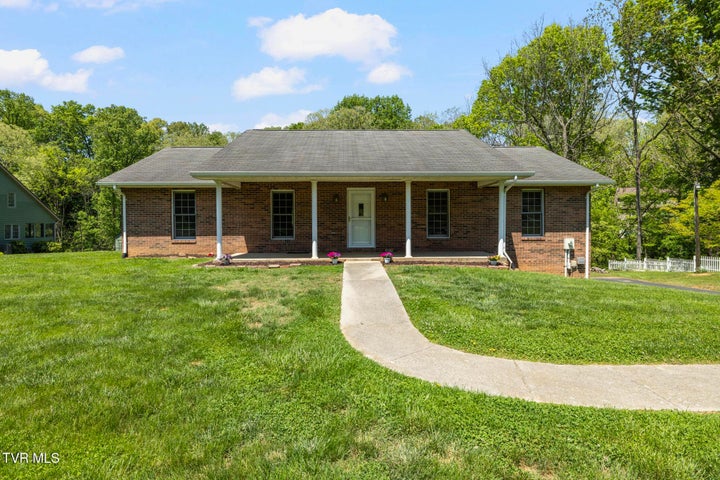 1st photo of 153 Rippling Run Road