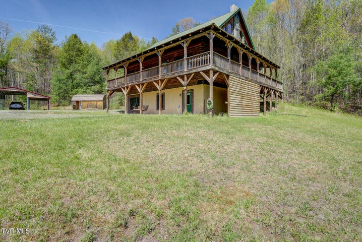 1st photo of 303 Valley View Acres