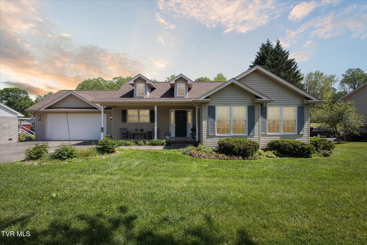 1st photo of 2905 Antioch Road