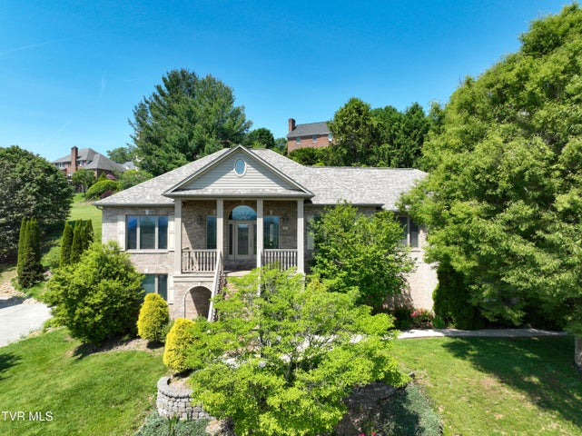 1st photo of 2304 Granite Drive