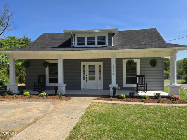 1st photo of 1100 King Springs Road