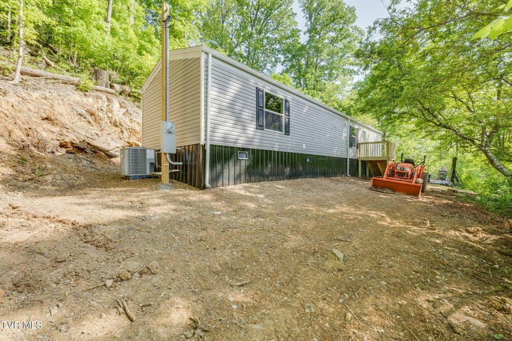 1st photo of 1249 Marcum Avenue